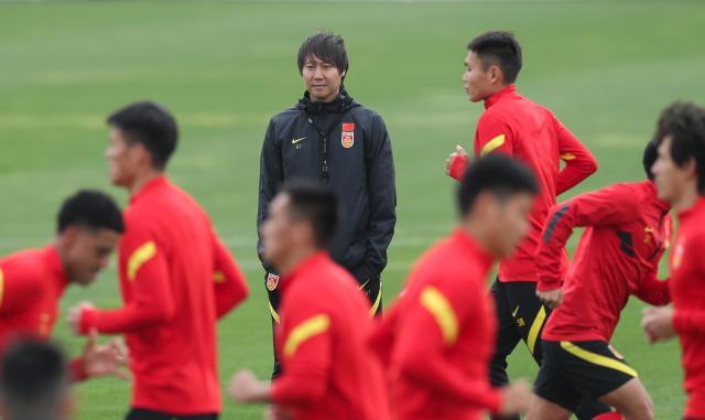 kaiyun-解密：李铁续约五年意在亚洲杯 长约并非是护身符